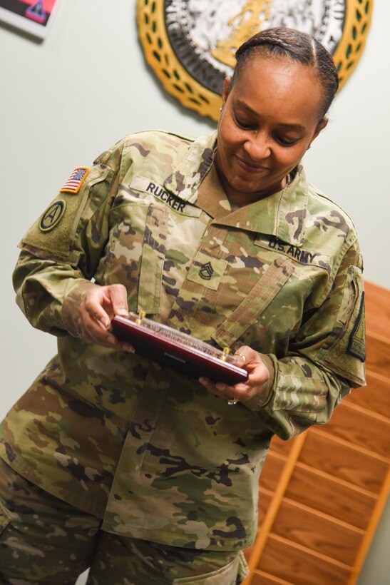 The Virginia Army National Guard’s Recruiting and Retention Battalion recognizes Sgt. 1st Class Jo-Ann Lindquist-Rucker as the battalion’s Noncommissioned Officer of the Year for 2021 during a small ceremony held March 15, 2022, at Fort Pickett, Virginia. Lindquist-Rucker serves as the battalion’s senior supply sergeant. (U.S. Army National Guard photo Sgt. 1st Class Terra C. Gatti)