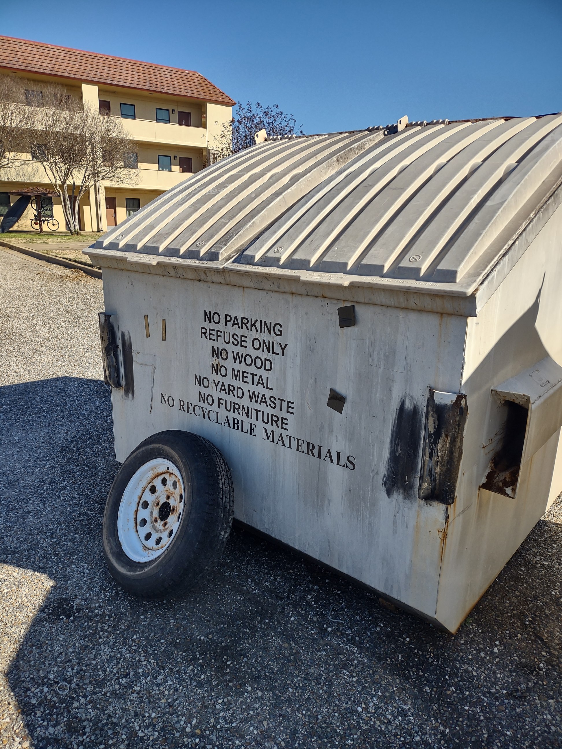 Vehicle and boat maintenance in Barksdale housing and dorms > Barksdale