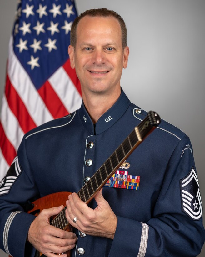 Official Photo SMSgt Geoff Reecer