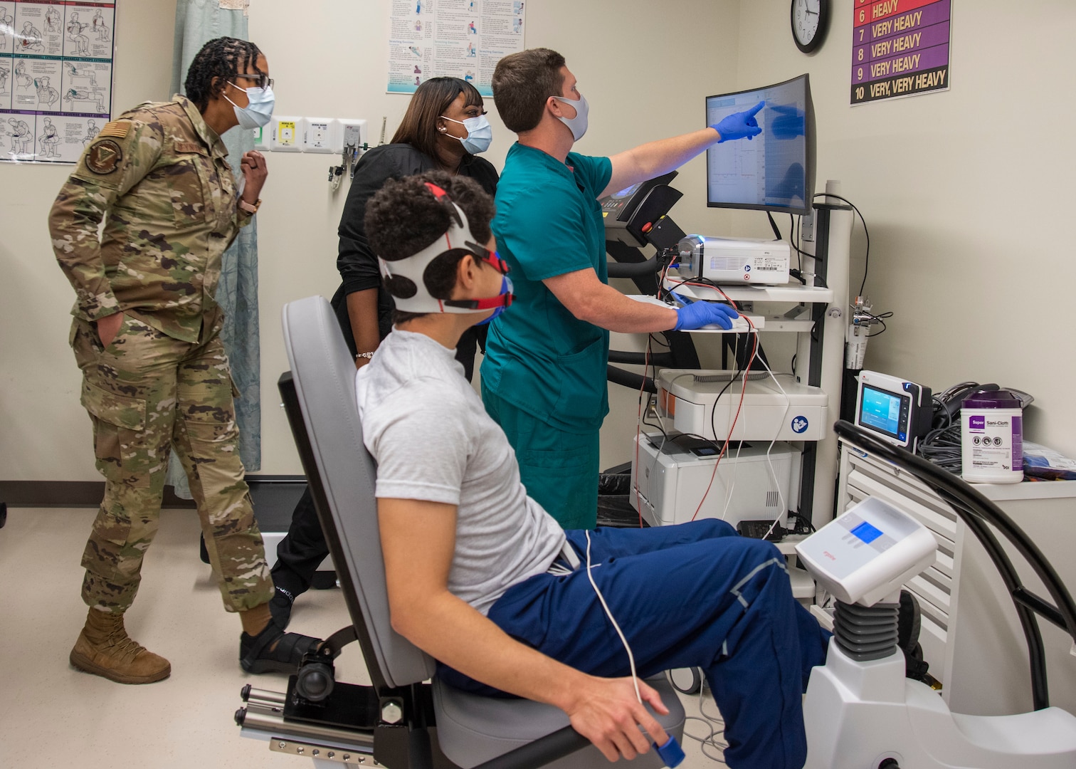 Pulmonary trains with new equipment for a Cardiopulmonary Exercise Test. The CPET is a clinical tool that evaluates exercise capacity and determine cardiac or lung conditions. It assesses the patient's exercise responses involving the pulmonary, cardiovascular and skeletal muscle systems.