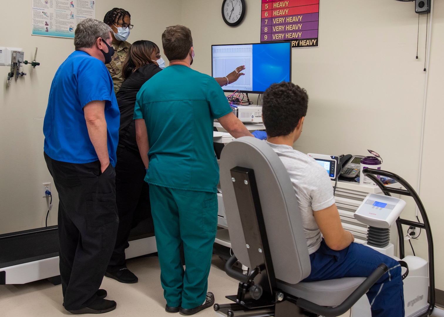 Pulmonary trains with new equipment for a Cardiopulmonary Exercise Test. The CPET is a clinical tool that evaluates exercise capacity and determine cardiac or lung conditions. It assesses the patient's exercise responses involving the pulmonary, cardiovascular and skeletal muscle systems.