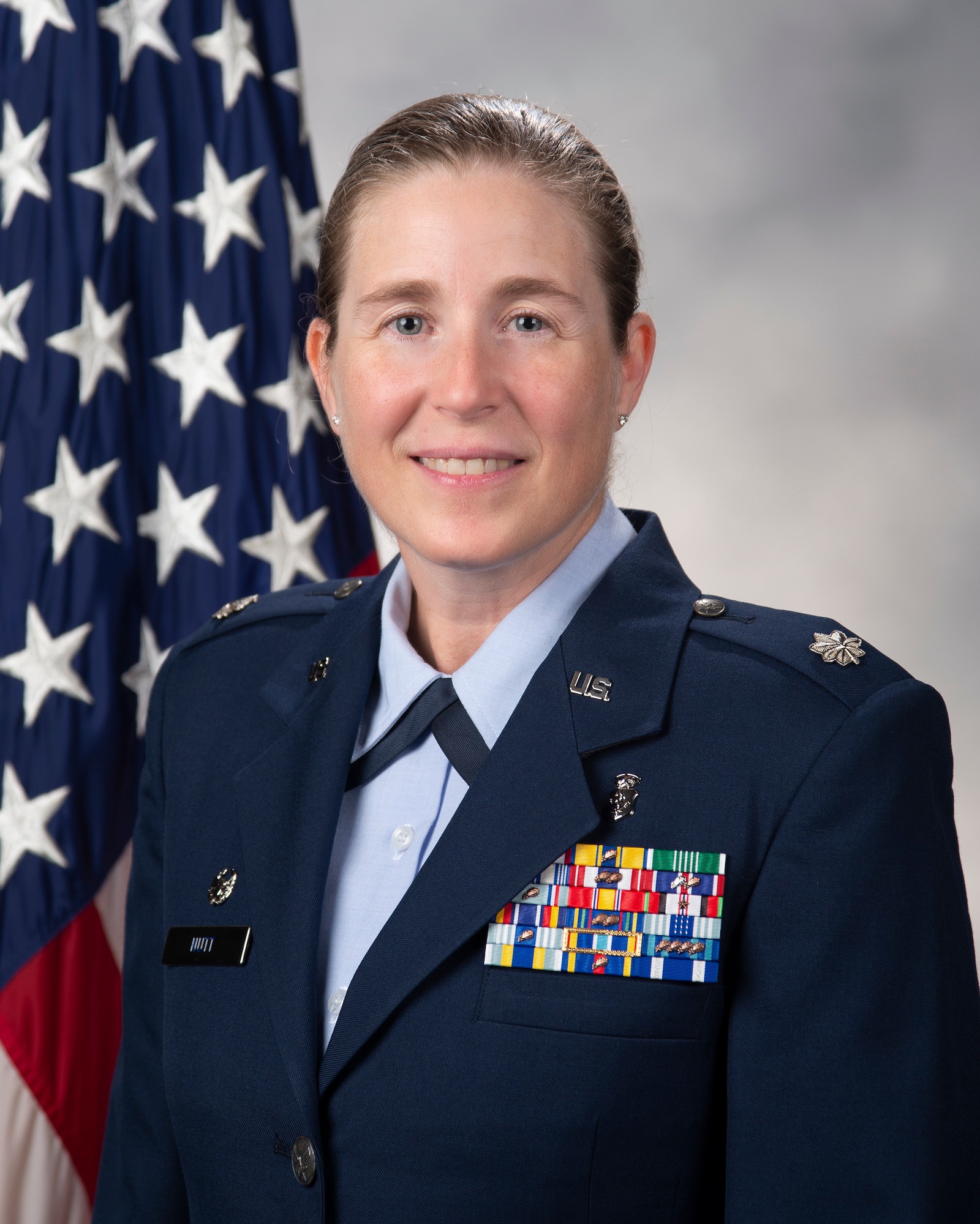 Lt. Col. Brittany Nutt, 436th Health Care Operations Squadron commander official photo.