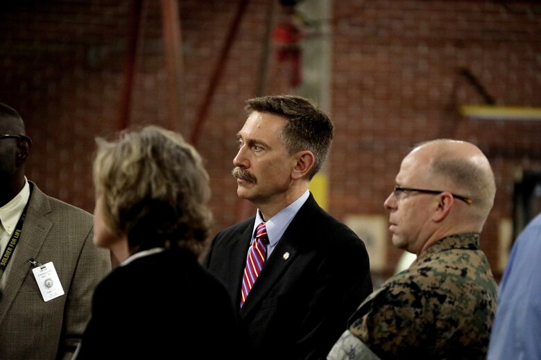 Marine Corps Logistics Command and Marine Depot Maintenance Command host DLA leaadership to advance Industrial Supply Integration initiative effort.