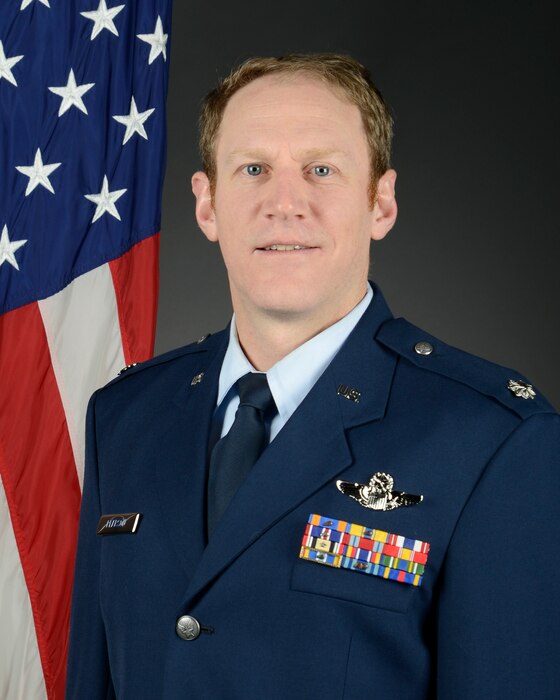 Official portrait of Lt. Col. Patrick Pearson.