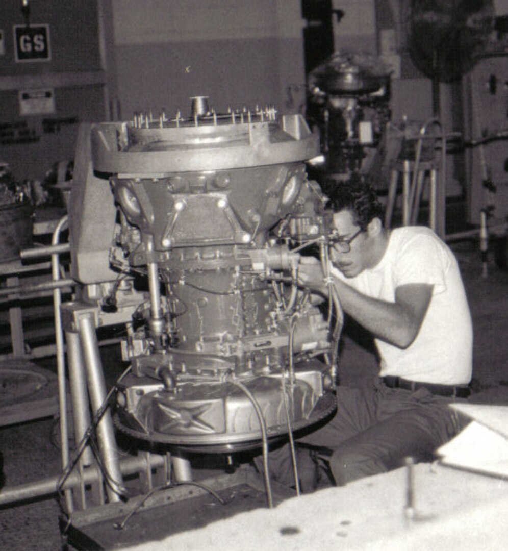 Chief Warrant Officer (5) David Hammon rebuilds a turbine aircraft engine at the Corpus Christi Texas Army Depot during his Illinois Army National Guard unit’s annual training in the 1980s. Hammon retires from the ILARNG April 30 after a 42-year career.