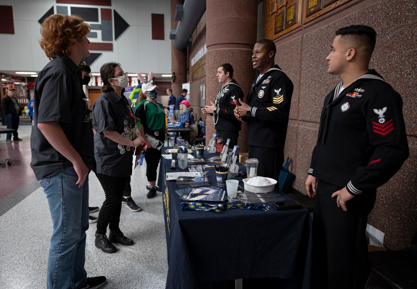 Recruit Training Command volunteers show support for NJROTC > Commander ...