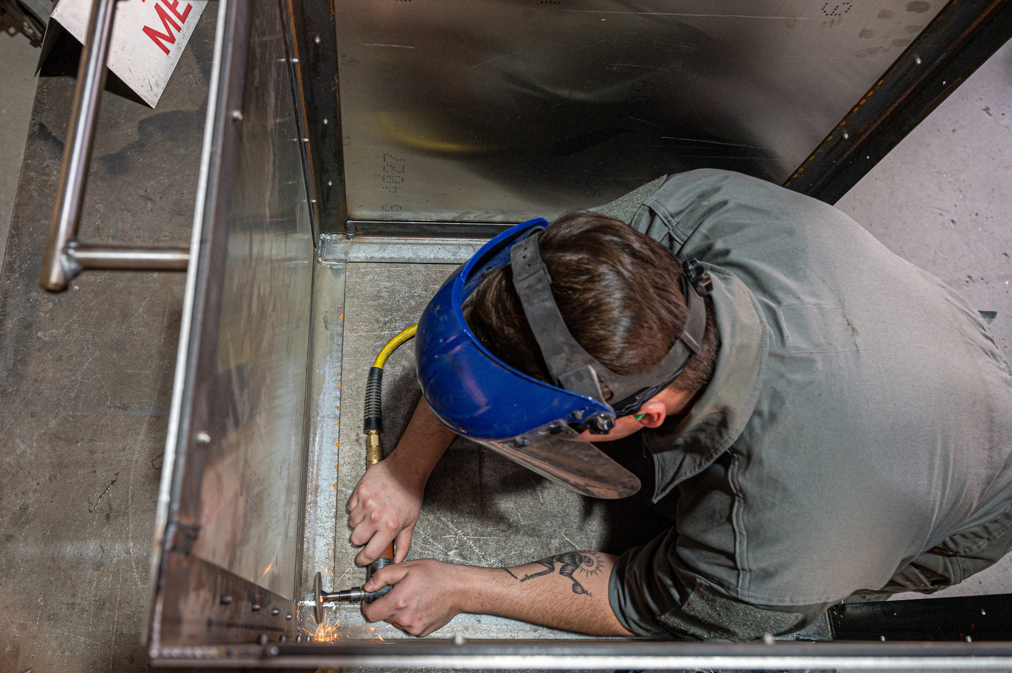 The 4th Expeditionary Special Operations Squadron, Joint Special Operations Air Component Central welds sheet metal at Ali Al Salem Air Base, Kuwait.  The process streamlines accountability and return time to ASAB aircrew.