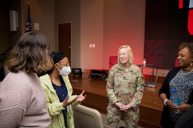 Sarah Drinkard and Khania Minor, both seniors at Warren Central High School in Vicksburg, Mississippi, meet with top female leadership at the U.S. Army Engineer Research and Development Center (ERDC) on March 21, 2022 after a live panel discussion. 
Drinkard and Minor shadowed the team that facilitated the live, online broadcast featuring ERDC Commander Col. Teresa Schlosser, ERDC Deputy Director Dr. Beth Fleming and ERDC Associate Director Pat Sullivan.