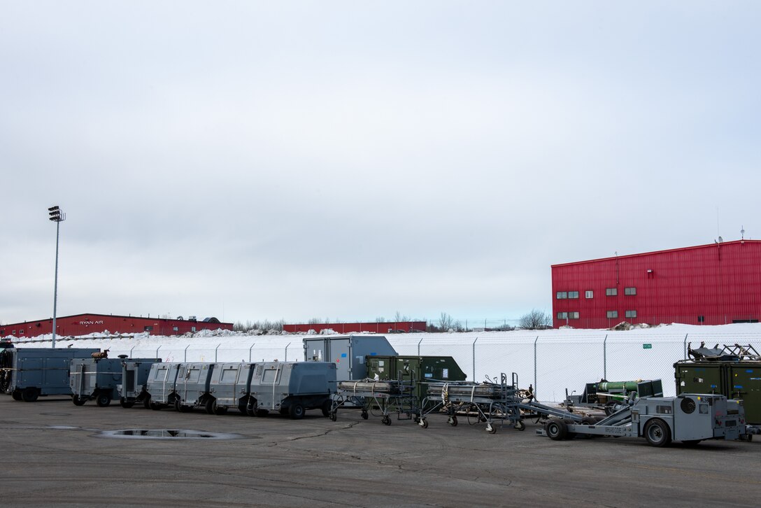 A photo of U.S. Airmen setting up a forward operating base in support of exercise Polar Force 22-4.