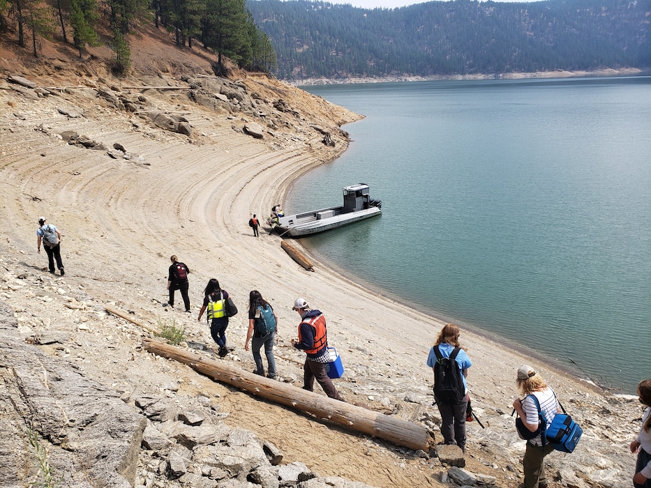 Army Fellows loading up for a Boat Tour of Dworshak Reservoir.
