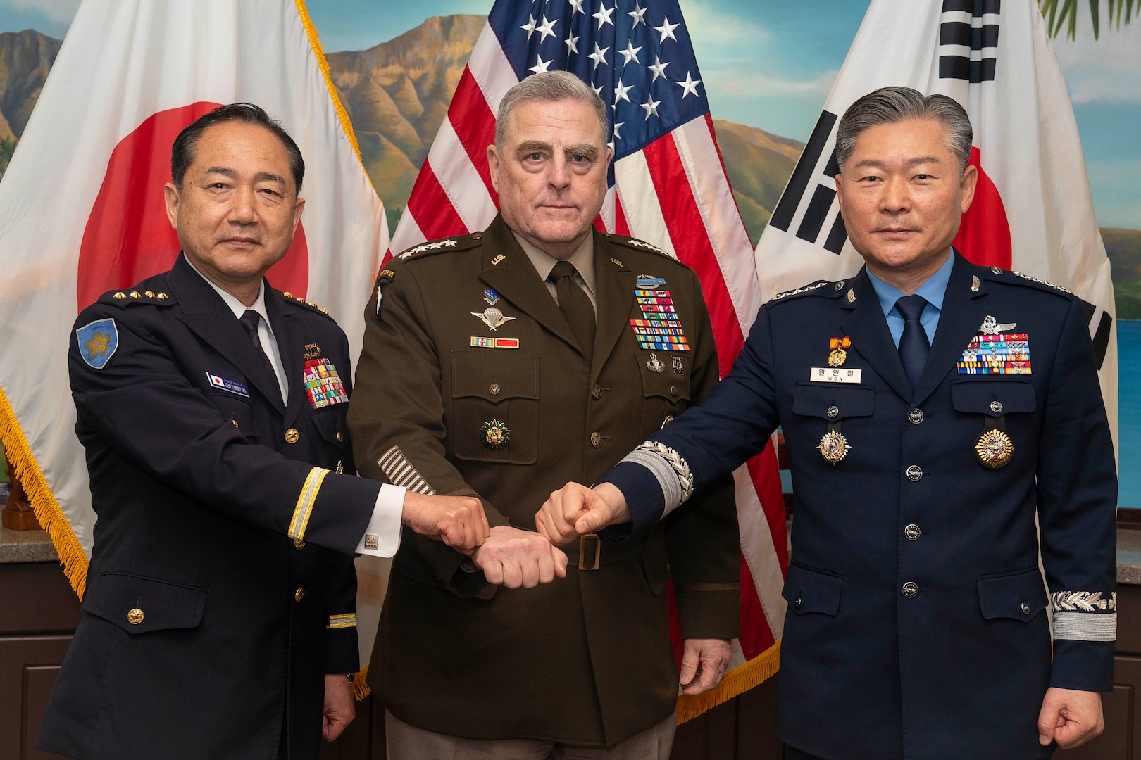 CJCS Hosts Japan, Republic of Korea Counterparts for Trilateral ...