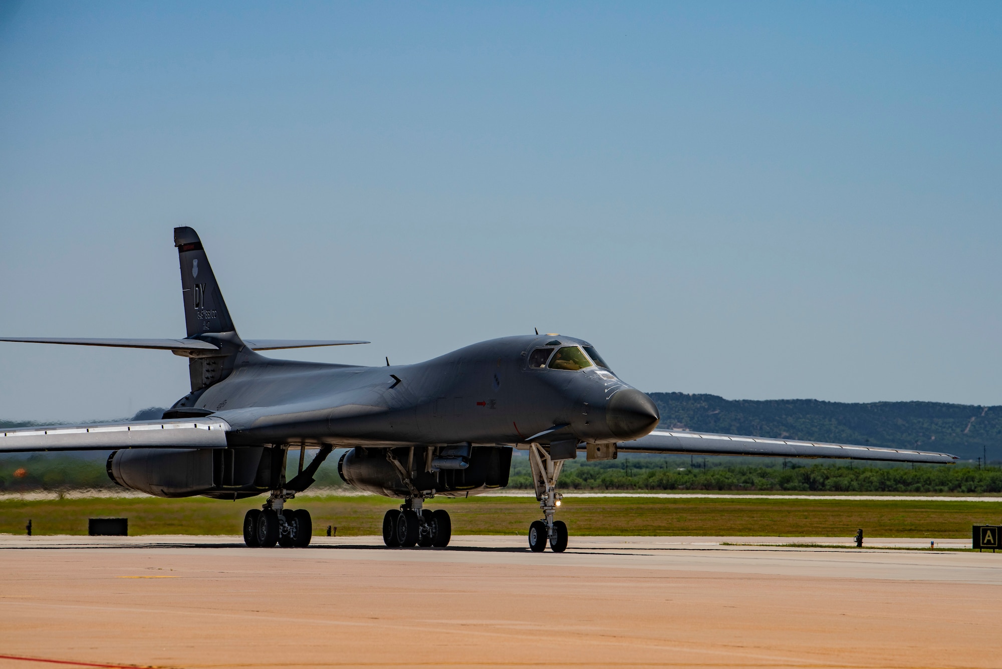 Maj. Gen. Andrew Gebara, 8th Air Force and Joint-Global Strike Operations Center commander, accompanies 9th Bomb Squadron personnel on a B-1B Lancer flight at Dyess Air Force Base, Texas, April 29, 2022. During his visit, Gebara received several briefings on the B-1’s mission set and combat capabilities. (U.S. Air Force photo by Airman 1st Class Ryan Hayman)