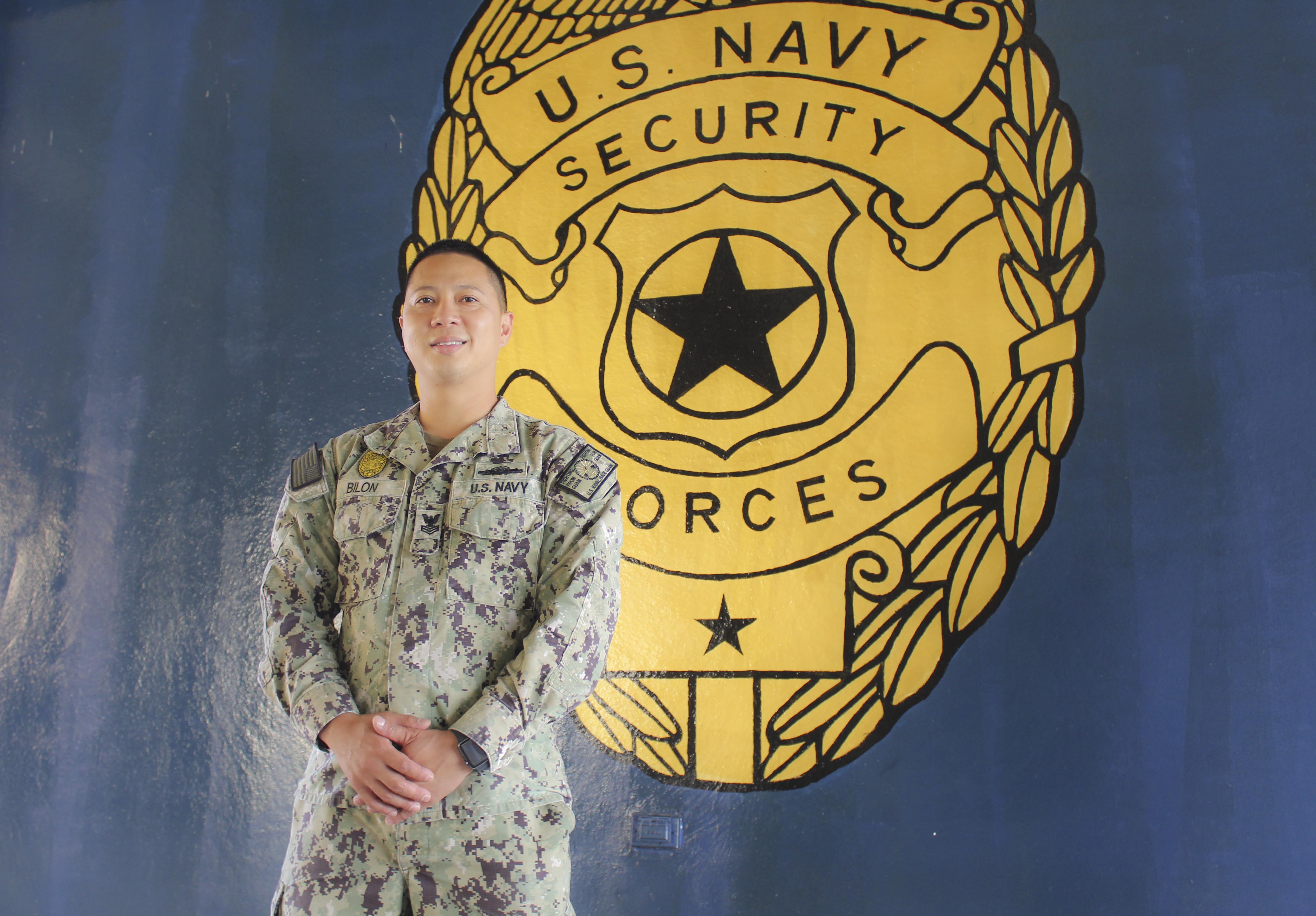 Naval Base Guam Sailor Named Region Sailor of the year > Commander