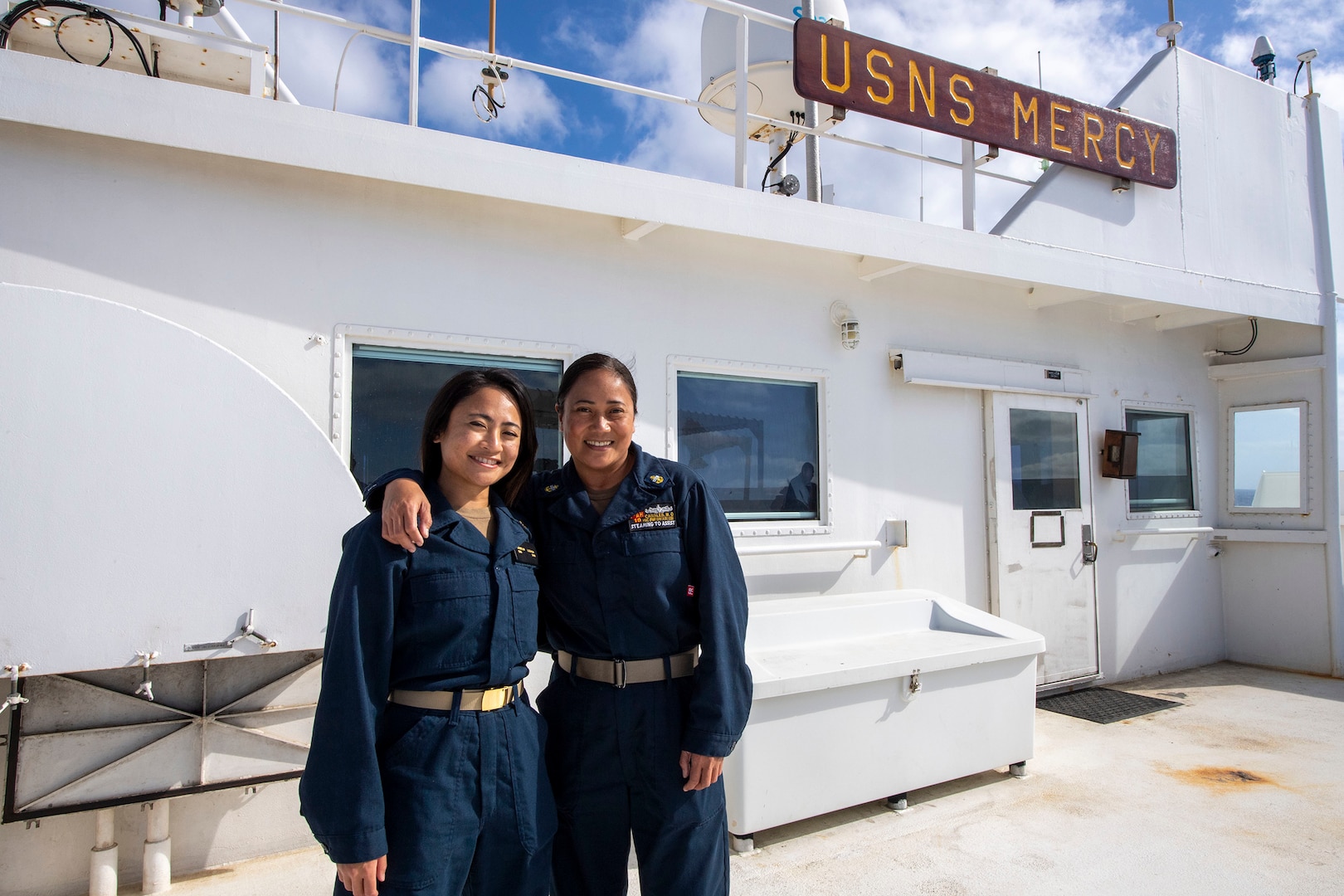 Mother, Daughter spend Mother’s Day aboard USNS Mercy (T-AH 19) during Pacific Partnership 2022