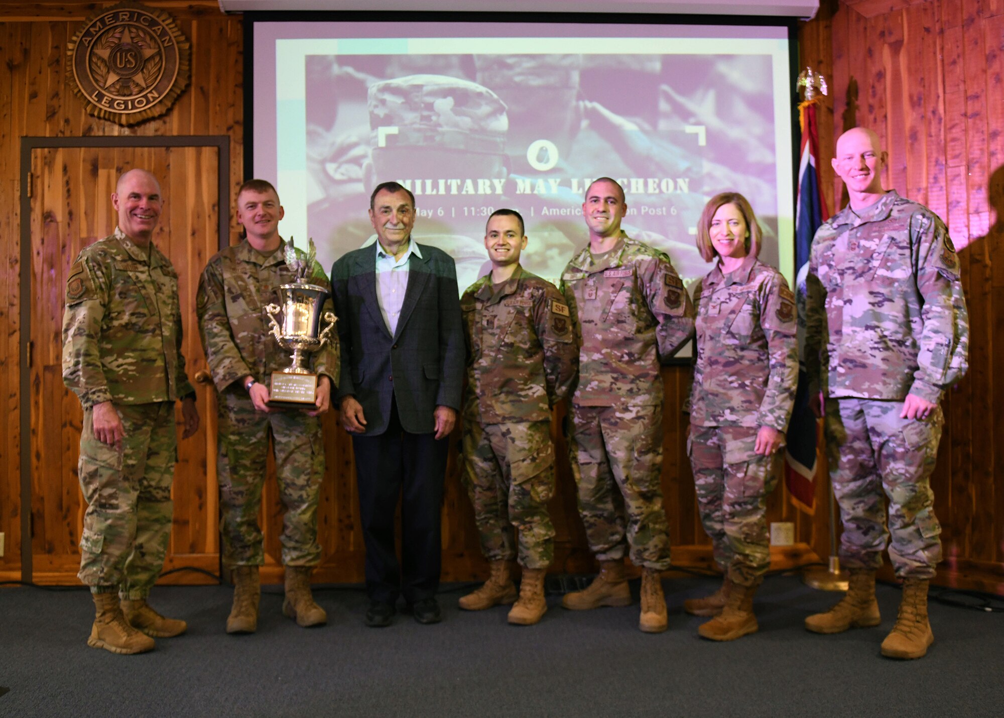 group photo with cheyenne trophy