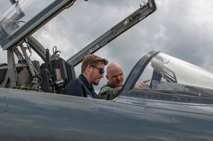 NASCAR team salutes the military at JBSA