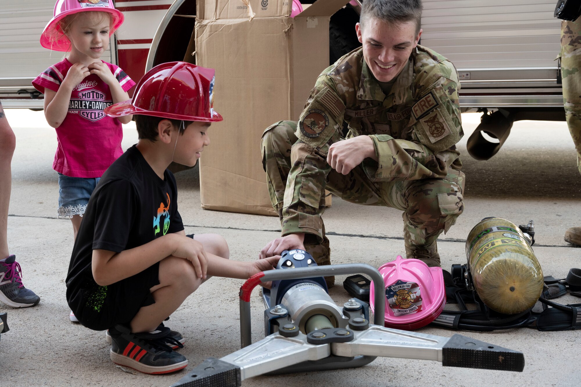 Holloman hosts Student Air Show day