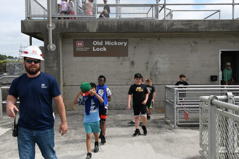 Old Hickory Lock and Dam Equipment Mechanic Supervisor Justin Gray walked Union Elementary STEAM students to the lock, where they watched the gates open and asked questions about daily lock operations at Old Hickory Lock and Dam in Hendersonville, Tennessee on May 4, 2022.