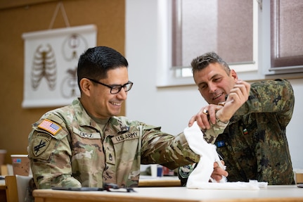 U.S. Army Civil Affairs, Bulgarian Civil-Military Cooperation train together on first aid, emergency response