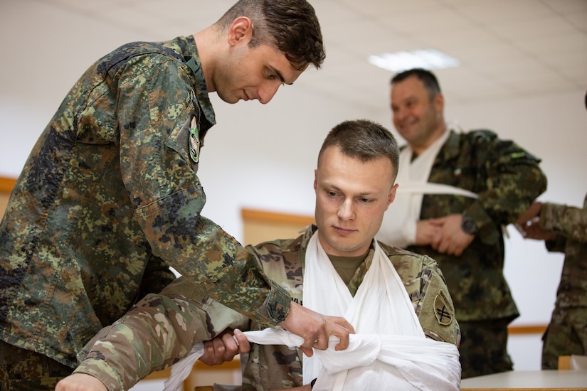 U.S. Army Civil Affairs, Bulgarian Civil-Military Cooperation train together on first aid, emergency response