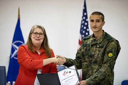 U.S. Army Civil Affairs, Bulgarian Civil-Military Cooperation train together on first aid, emergency response