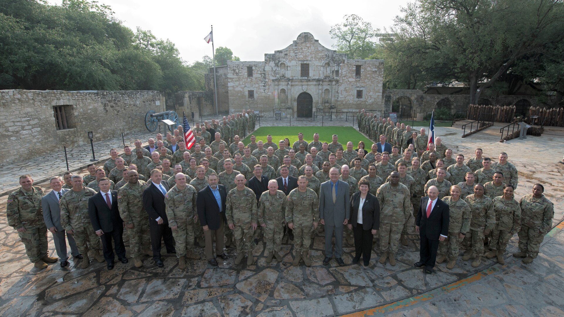 IMCOM brings leaders together to focus on people