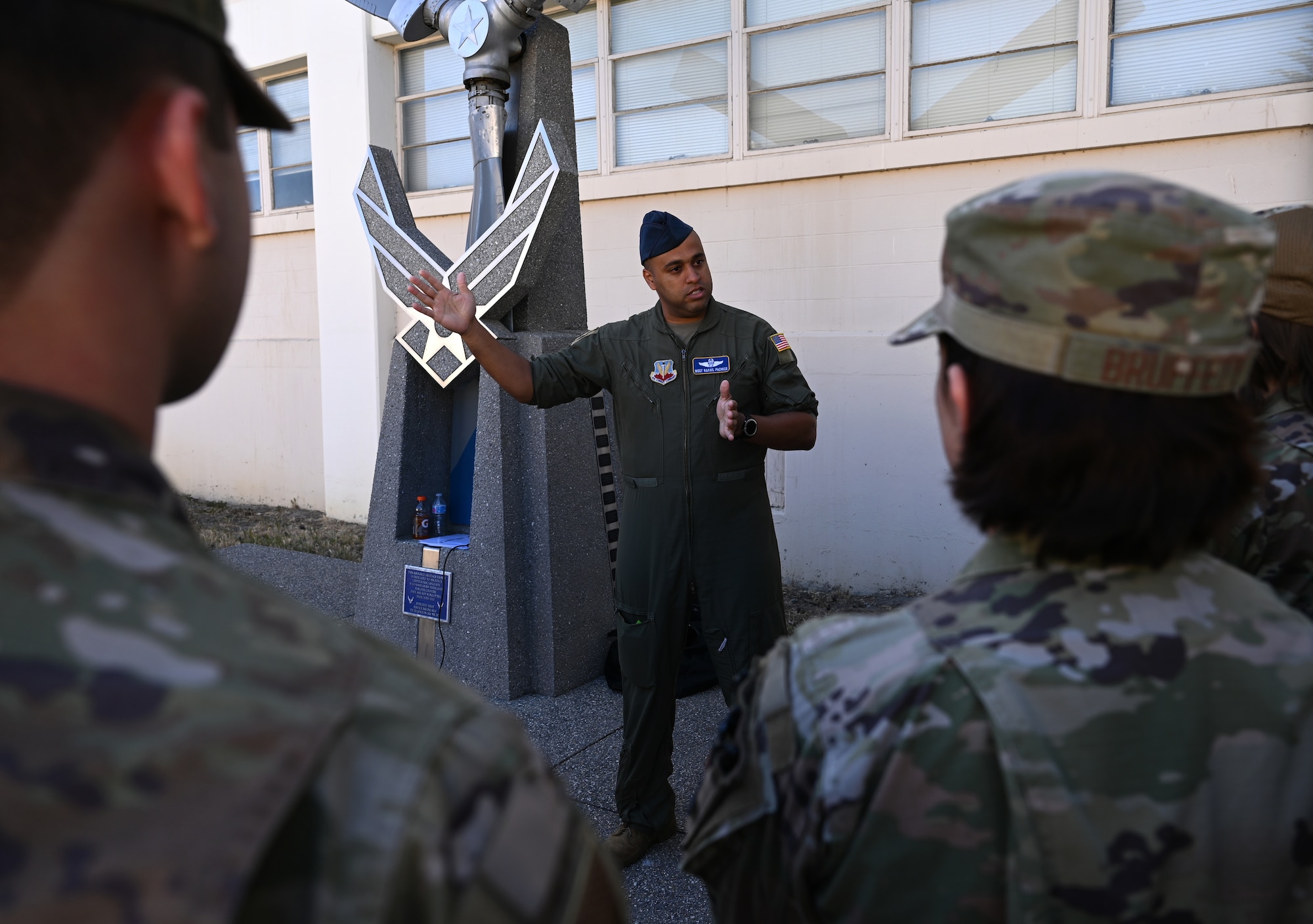 U.S. Air Force Master Sgt. Rafael Pacheco, Air Combat Command functional manager, talks with airborne cryptologic language analyst students assigned to the 517th Training Group at Presidio of Monterey, Calif., May 11, 2022. Pacheco was one of more than 20 operational leaders who visited the Defense Language Institute Foreign Language Center for a bi-annual VisitPalooza. VisitPalooza is an event hosted by the 517th TRG, allowing visitors the opportunity to get a glimpse of students' lives as they go through the strenuous curriculum. (U.S. Air Force photo by Master Sgt. Jocelyn A. Ford)