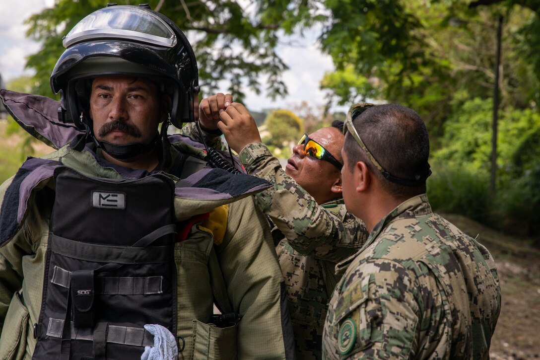 Mexican Naval Infantry Corps Marines assigned to Location, Search, and Neutralization of Explosive Devices unit conduct IED training during Exercise Tradewinds 2022, May 11, 2022.