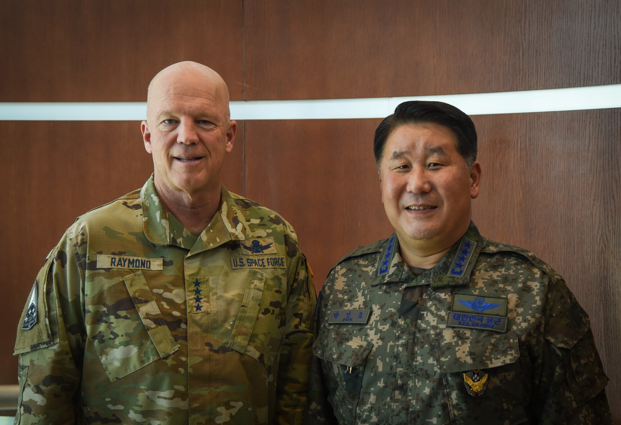 Chief of Space Operations Gen. John W. “Jay” Raymond, meets with Republic of Korea Air Force Gen. Park Inho.