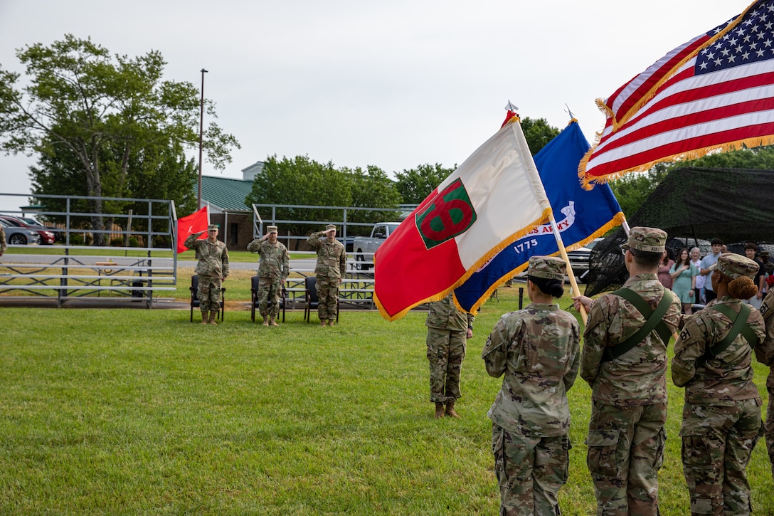 Army Reserve Tough 'Ombres host change of command ceremony