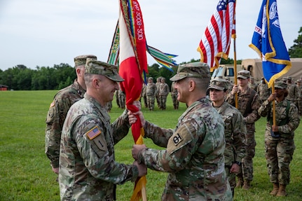 Army Reserve Tough 'Ombres host change of command ceremony