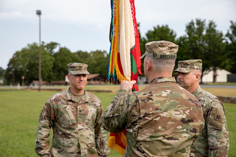 Army Reserve Tough 'Ombres host change of command ceremony