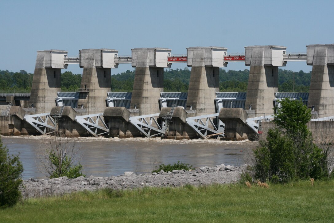 Old River Auxillary Control Structure