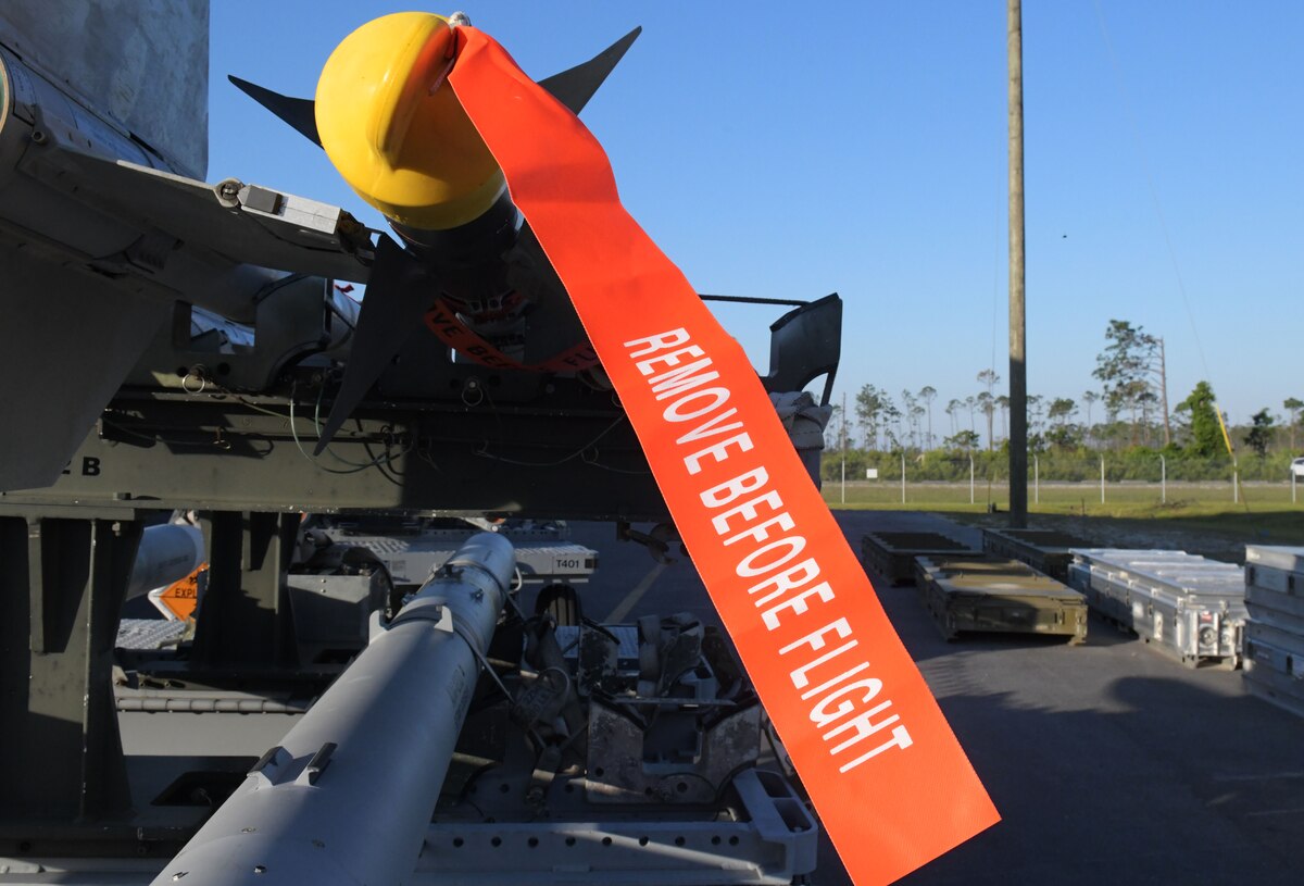 A “Remove Before Flight” tag hangs from an AIM-9M Sidewinder missile at Tyndall Air Force Base, Florida, May 10, 2022.