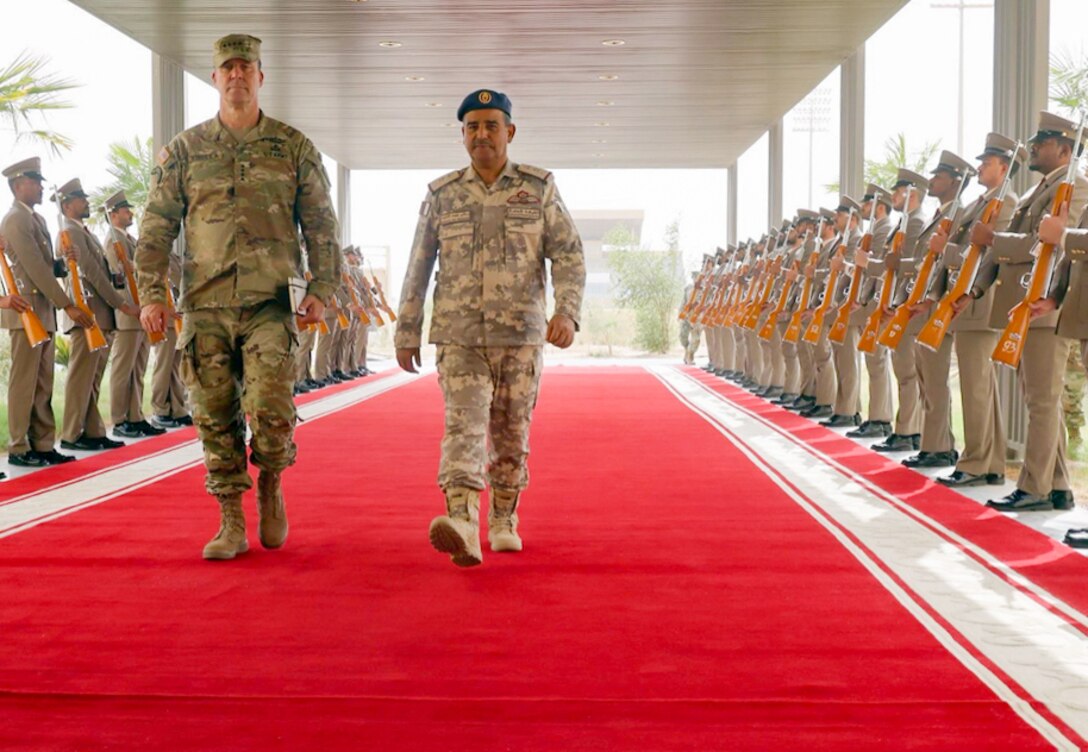 U.S. Central Command commander Gen. Erik Kurilla met with Qatar Armed Forces Chief of Staff Lt. Gen. (Pilot) Salem Bin Hamad Al-Nabit 17 May 2022.
The leaders discussed security concerns, the ongoing partnership between each nation’s militaries and maintaining the momentum of defensive collaboration.