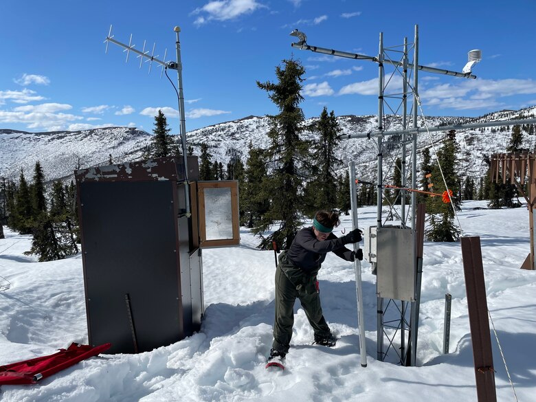 The U.S. Army Corps of Engineers – Alaska District partners with the U.S. Department of Agriculture’s Natural Resources Conservation Service to measure winter snowfall levels and collect additional data from nine monitoring stations in the Chena River basin.