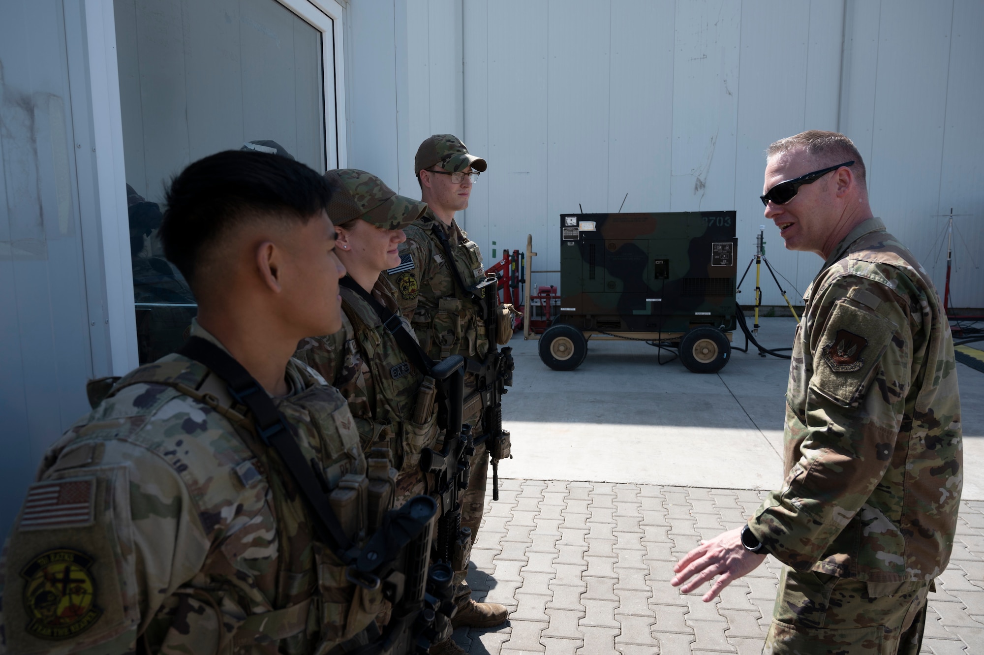 NATO, U.S. command SELs visit Romania