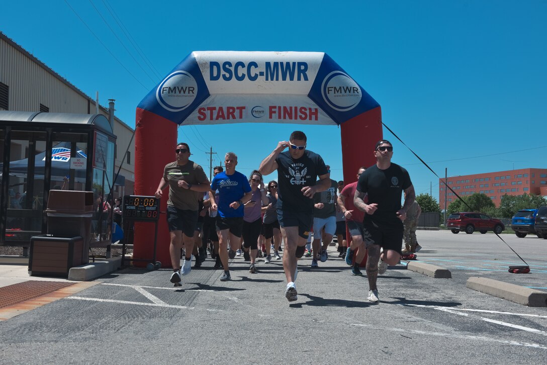 People running.