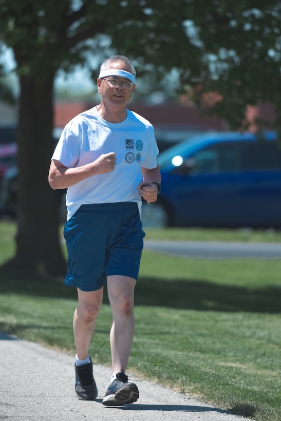 Mark Nojiri runs.