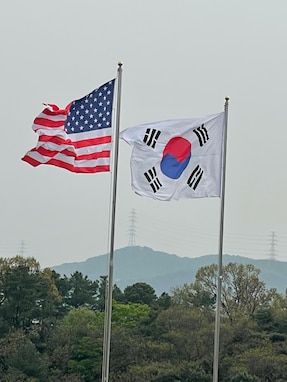 206th Digital Liaison Detachment ensures Combined Command Post Training success with U.S.-South Korea command
