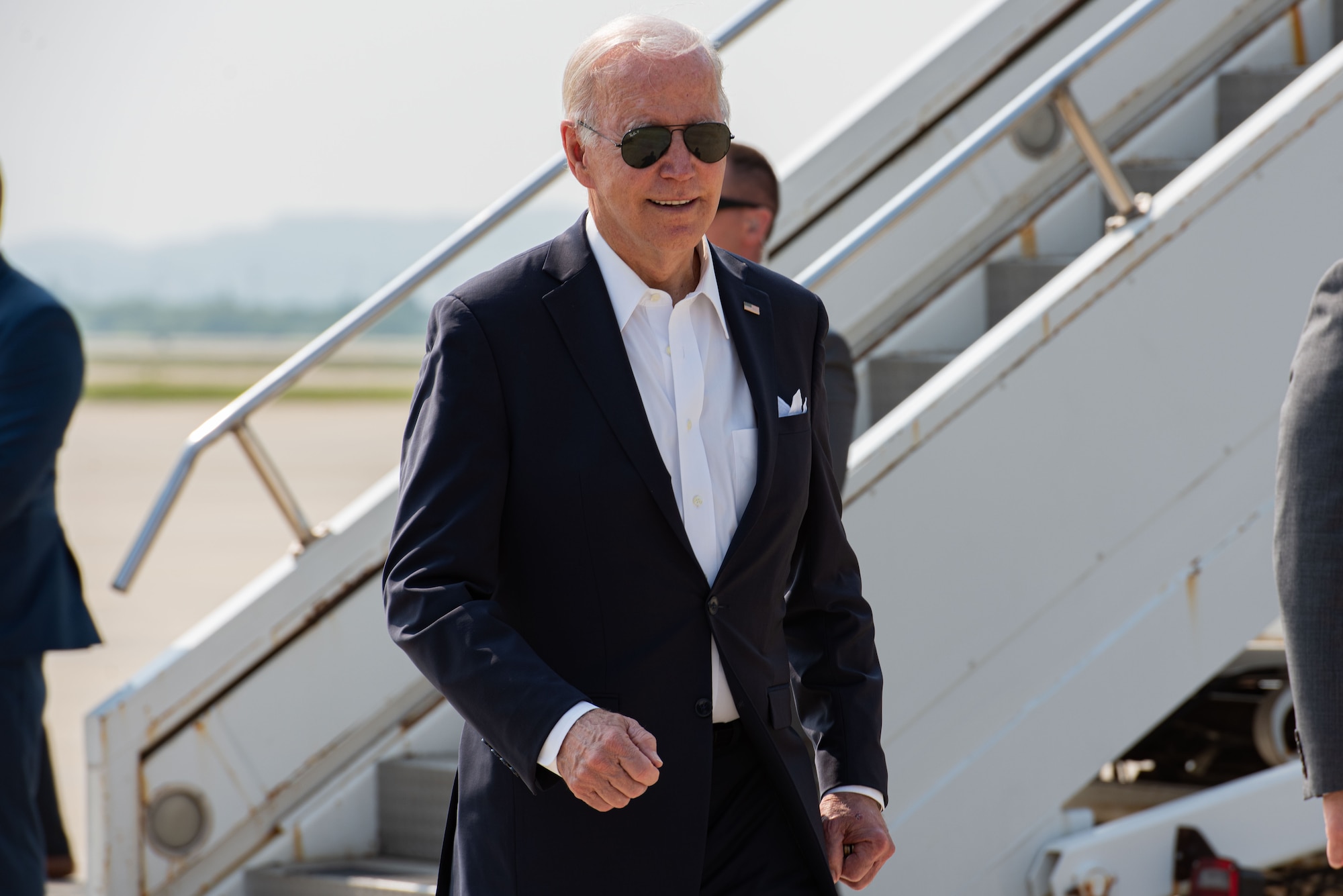 US President Joe Biden approaches United States Forces Korea leadership to say farewell