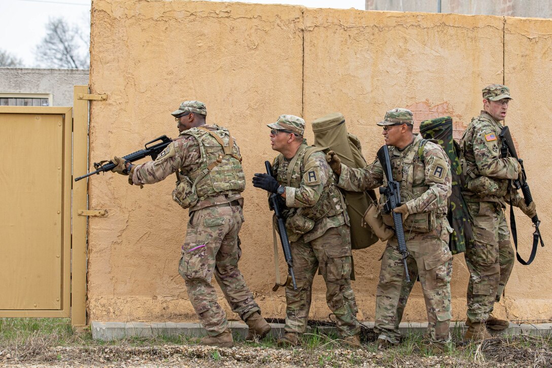 First Army Soldiers train during competition