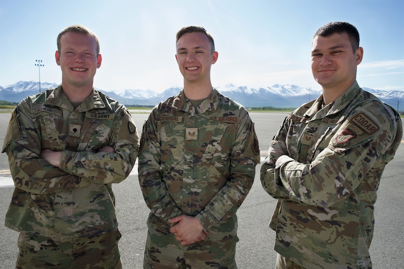 JBER service members helped rescue 2 Alaska rescue crash victims