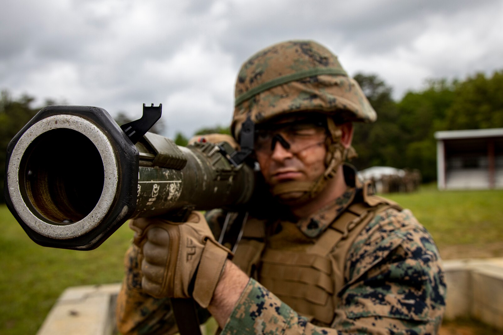 Corporal Luke W. Johnson, rifleman, first platoon, Bravo Company, Marine Barracks Washington, prepares to shoot an AT-4 light anti-armor weapon during infantry training at Marine Corps Base Quantico, VA., May 25, 2022.