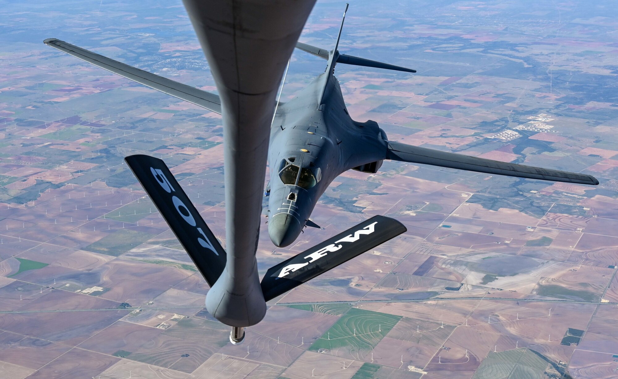 Bomber preparing to receive fuel