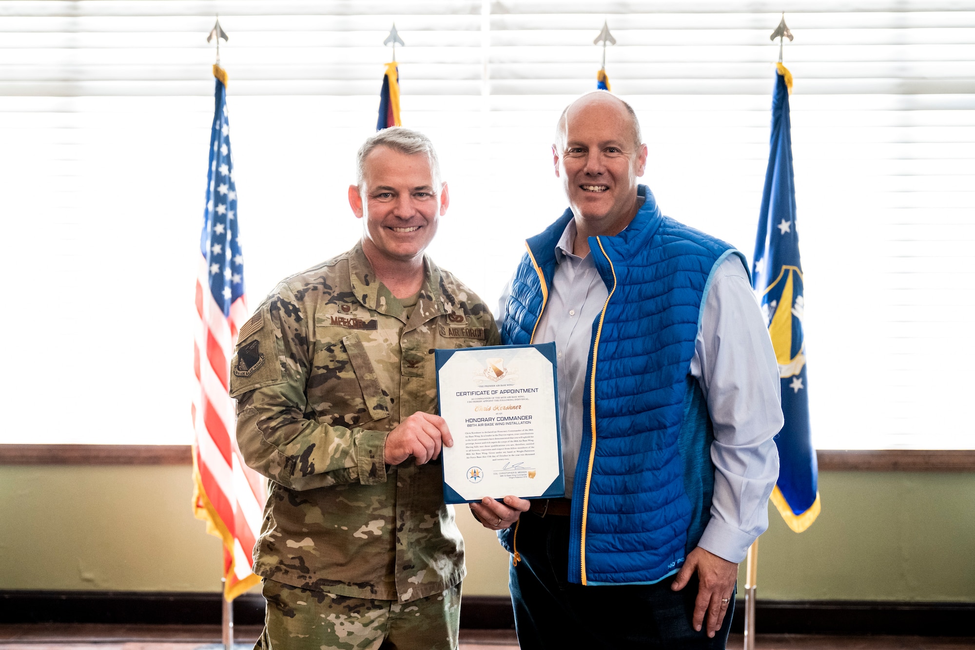 Meeker presents Kershner with certificate.