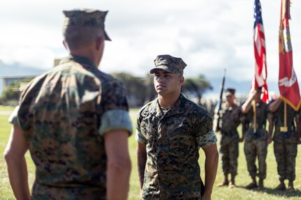 Hawaii-based U.S. Marine awarded for saving life of woman swept off cliff into ocean