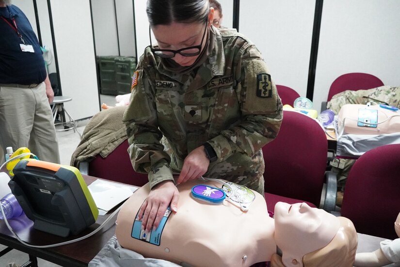 Soldiers learn nuances of basic life support
