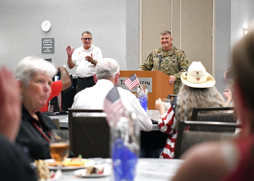 Maj. Gen. Tom O’Connor greets injured Soldiers during Heroes Week