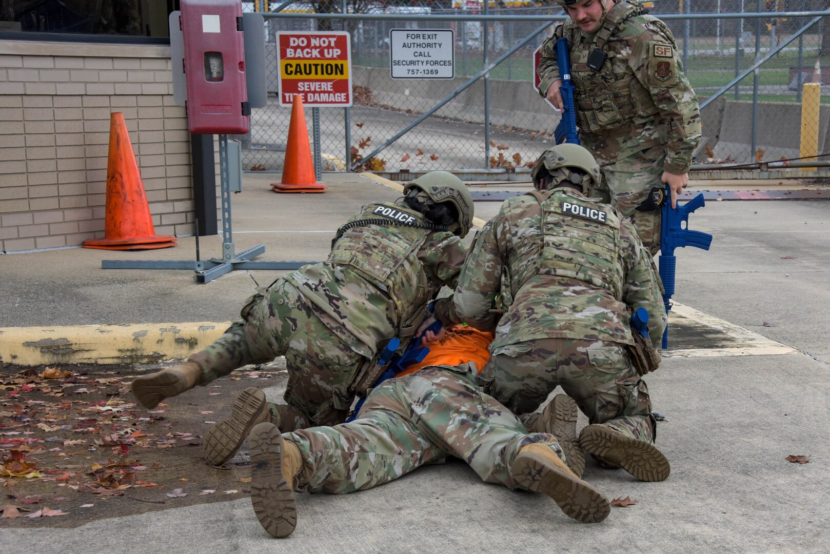 Photo of members during Exercise HYDRA COIL